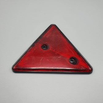 Светоотражатель красный треугольный