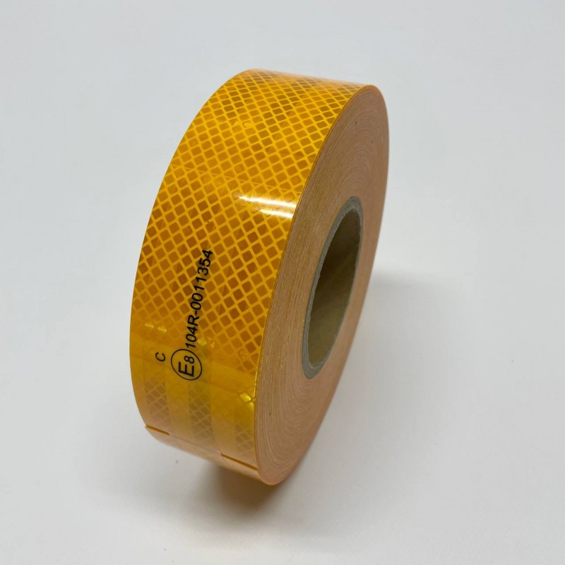 Лента светоотражающая для маркировки кузова жёлтая усиленная (E8)