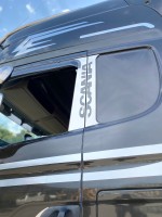 Накладки на стойки дверей SCANIA 1998-2016 из нержавеющей стали