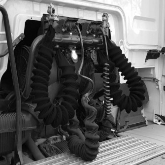 Защитный чехол на кабель черный