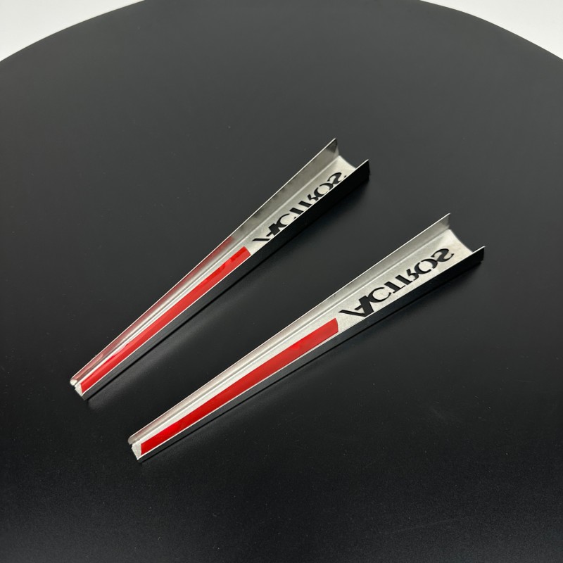 Накладки на дворники MERCEDES ACTROS MP2/3 нержавеющая сталь Накладки на дворники MERCEDES ACTROS MP2/3 нержавеющая сталь