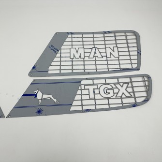 Защитные накладки на фары MAN TGX нержавеющая сталь